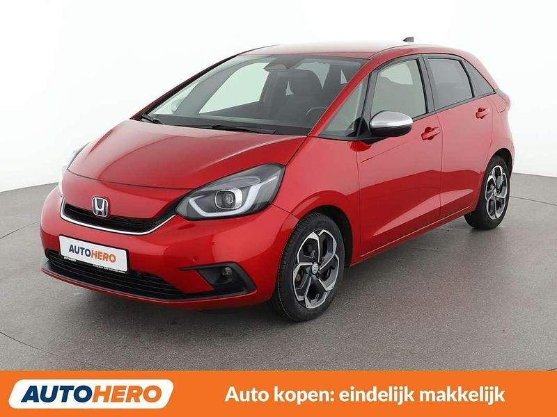 Rood Occasion 2020 Honda Jazz Executive Hatchback | € 17.149 (Goede deal) - Afbeelding 1/3