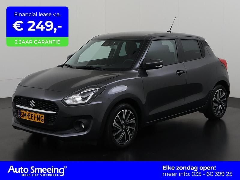 Grijs Gebruikt 2023 Suzuki Swift Style Hatchback | € 19.945 (Eerlijke prijs) - Afbeelding 1/4