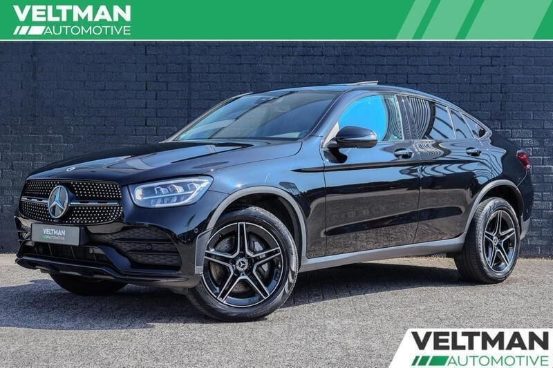 Zwart Gebruikt 2022 Mercedes GLC300 AMG line Coupé | € 48.795 (Super prijs) - Afbeelding 1/4