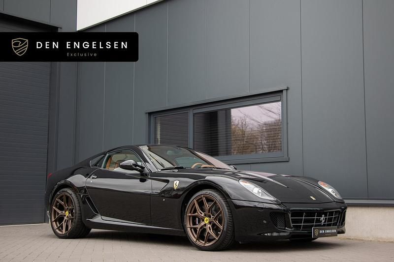 Zwart, metallic lak Gebruikt 2007 Ferrari 599 Coupé | € 129.850 - Afbeelding 1/4