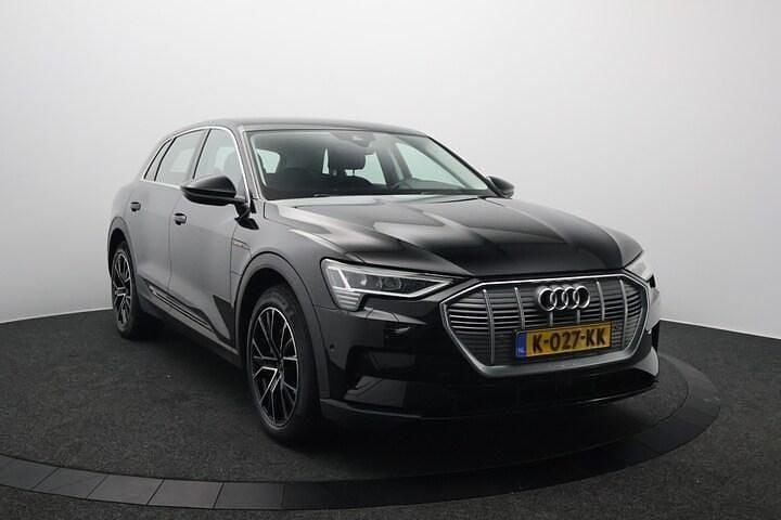 Occasion Audi e-tron 300 kW (408 PK) 2020 Zwart (metallic) SUV