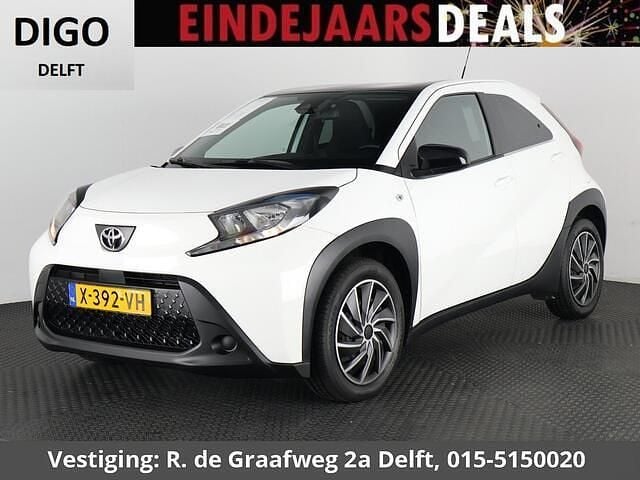 Wit Gebruikt 2024 Toyota Aygo X Play SUV | € 16.600 (Super prijs) - Afbeelding 1/3