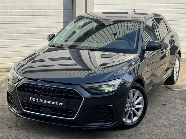 Grijs Gebruikt 2020 Audi A1 Sportback S-Line Hatchback | € 21.900 (Goede deal) - Afbeelding 1/4