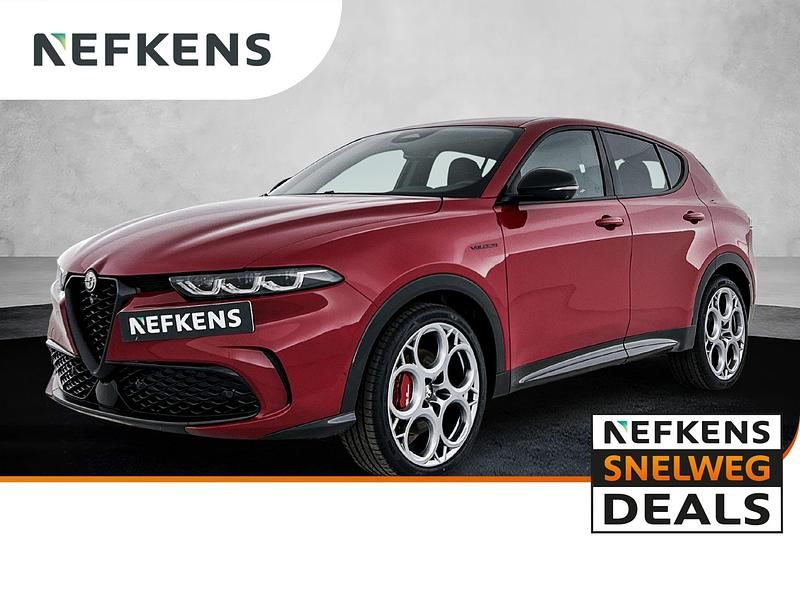 Rood Nieuw 2025 Alfa Romeo Tonale Veloce SUV | € 48.880 (Iets duurder) - Afbeelding 1/4