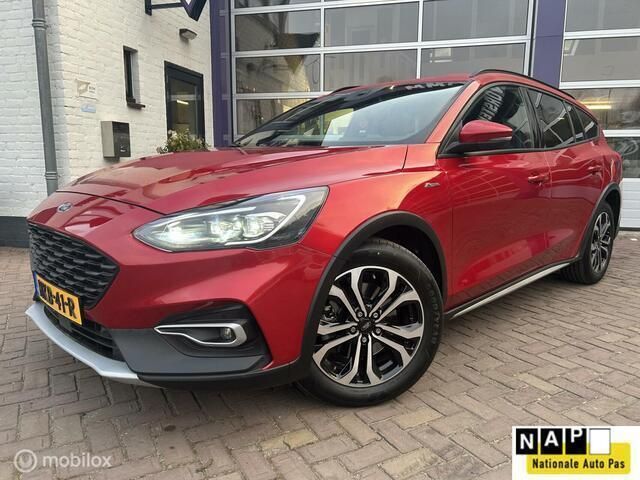 Rood, metallic lak Gebruikt 2020 Ford Focus Business Edition Stationwagen | € 17.999 (Super prijs) - Afbeelding 1/4