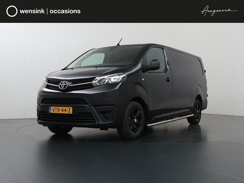 Zwart Gebruikt 2023 Toyota Proace MPV | € 27.645 (Iets duurder) - Afbeelding 1/4