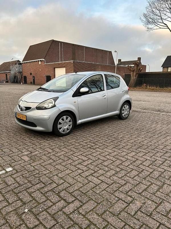 Occasion Toyota Aygo 54 PK (39 kW) 2006 Hatchback