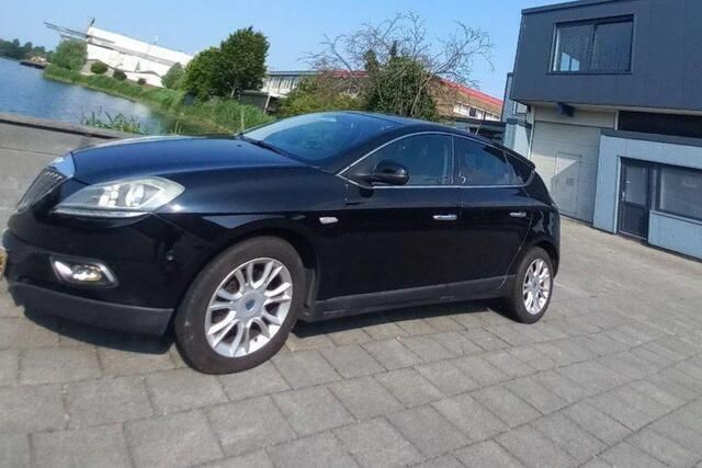 Occasion Lancia Delta 120 PK (88 kW) 2010 Zwart Hatchback