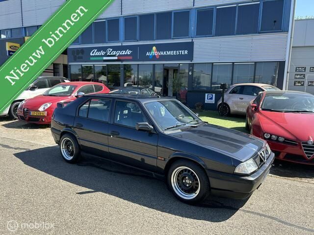 Zwart Gebruikt 1994 Alfa Romeo 33 Hatchback | € 9.950 - Afbeelding 1/4
