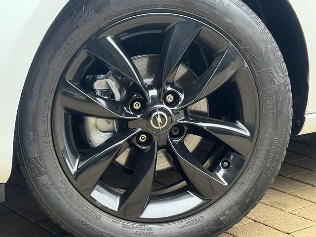 Occasion Opel Adam Rocks 87 PK (63 kW) 2016 Wit Hatchback