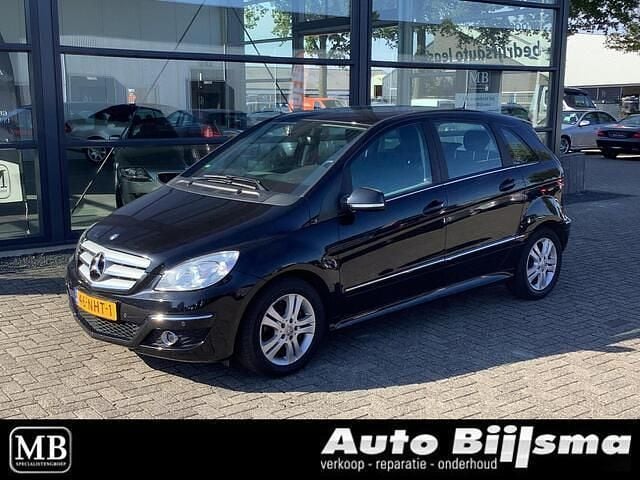 Occasion Mercedes B180 116 PK (85 kW) 2010 Zwart MPV
