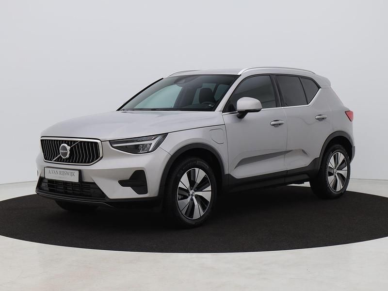 Grijs Occasion 2023 Volvo XC40 Core SUV | € 30.500 (Super prijs) - Afbeelding 1/4