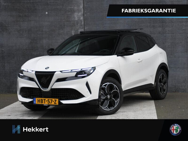 Wit Gebruikt 2025 Alfa Romeo Junior Edizione Speciale SUV | € 42.152 - Afbeelding 1/4