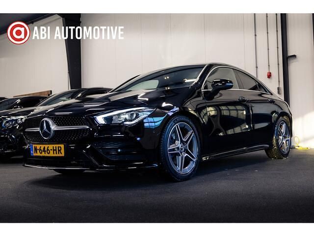 Zwart Occasion 2021 Mercedes CLA180 Business Sedan | € 24.945 (Goede deal) - Afbeelding 1/4