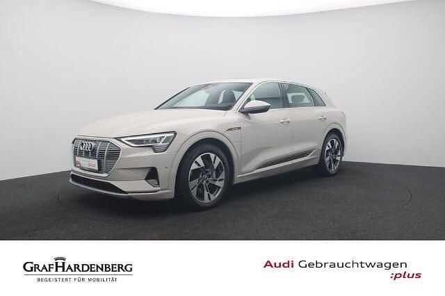 Bruin Gebruikt 2022 Audi e-tron SUV | € 43.629 (Eerlijke prijs) - Afbeelding 1/4