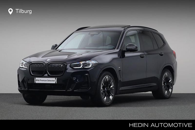 Zwart Occasion 2022 BMW iX3 Executive SUV | € 42.880 (Duur) - Afbeelding 1/4
