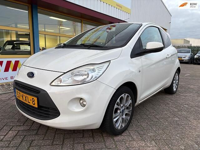 Wit Occasion 2010 Ford Ka Titanium Hatchback | € 3.250 (Eerlijke prijs) - Afbeelding 1/4