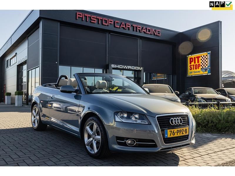 Blauw Gebruikt 2011 Audi A3 Cabriolet S-Line Cabriolet | € 10.945 (Eerlijke prijs) - Afbeelding 1/4