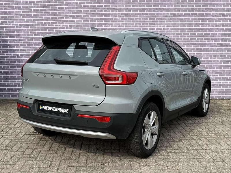 Occasion Volvo XC40 Core 129 PK (94 kW) 2025 Grijs SUV