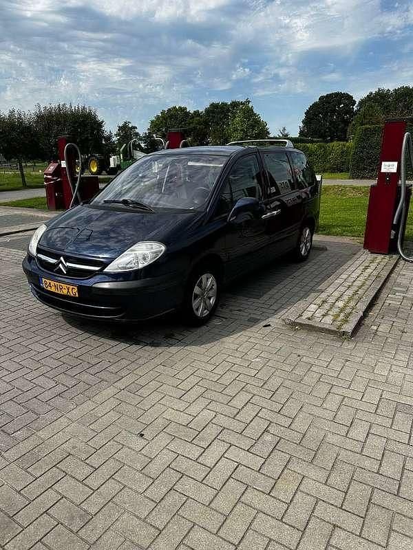 Gebruikt 2003 Citroën C8 MPV | € 750 - Afbeelding 1/4