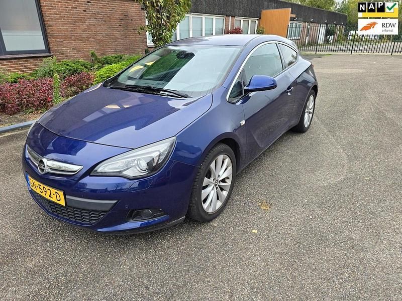 Blauw Gebruikt 2015 Opel Astra GTC Sport Hatchback | € 6.950 (Goede deal) - Afbeelding 1/4
