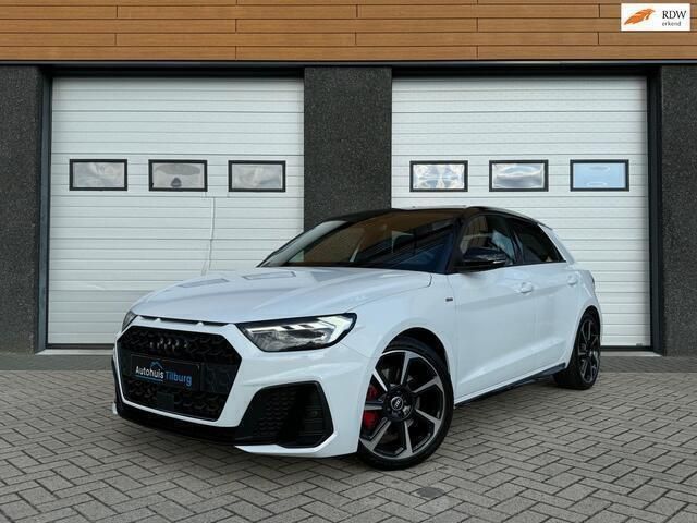 Wit Occasion 2021 Audi A1 Sportback S-Line Hatchback | € 27.490 (Duur) - Afbeelding 1/4