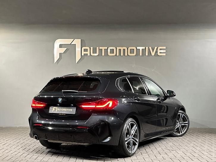 Occasion BMW 118 Executive 140 PK (102 kW) 2020 Zwart (metallic) Hatchback