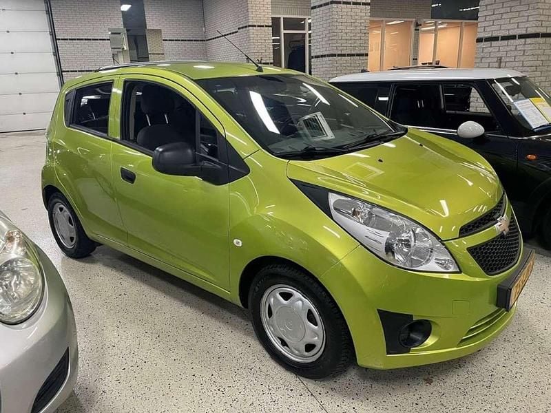 Occasion Chevrolet Spark 68 PK (50 kW) 2012 Groen, metallic lak Hatchback