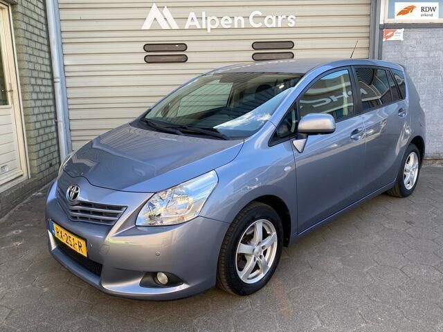 Grijs Occasion 2012 Toyota Verso Business Edition MPV | € 8.950 (Eerlijke prijs) - Afbeelding 1/4