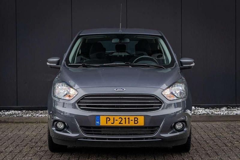 Occasion Ford Ka Trend 86 PK (63 kW) 2017 Grijs Sedan