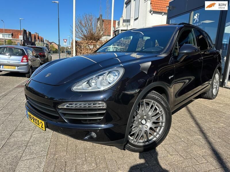 Zwart Gebruikt 2011 Porsche Cayenne SUV | € 11.950 (Iets duurder) - Afbeelding 1/4
