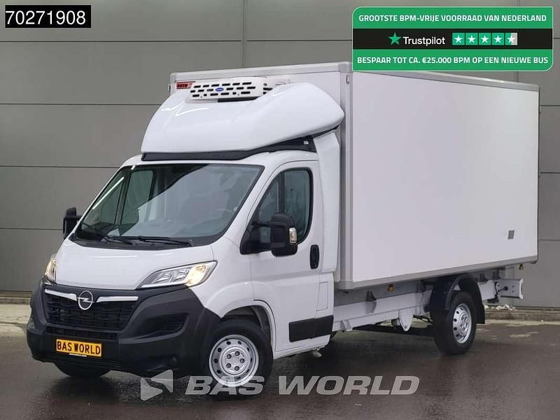 Wit Gebruikt 2023 Opel Movano Van | € 24.700 (Iets duurder) - Afbeelding 1/3