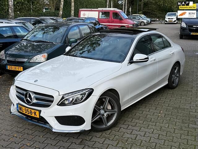 Wit Gebruikt 2017 Mercedes C220 AMG Sedan | € 12.444 - Afbeelding 1/4