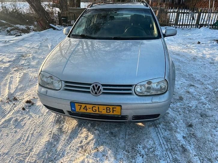 Gebruikt 2001 VW Golf IV Stationwagen | € 999 (Iets duurder) - Afbeelding 1/4