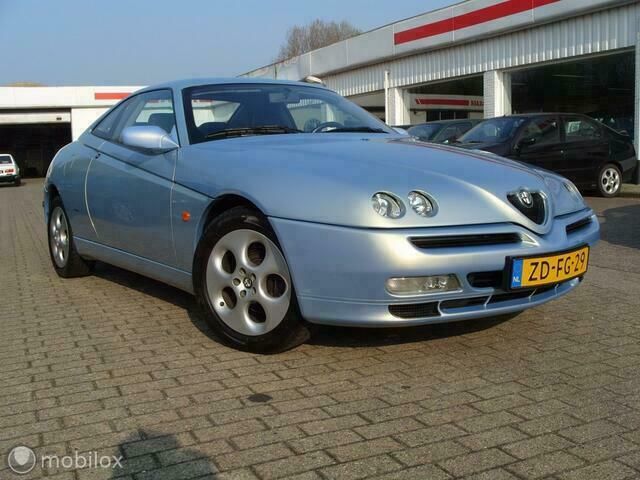 Occasion Alfa Romeo GTV 200 PK (147 kW) 1999 Blauw Coupé