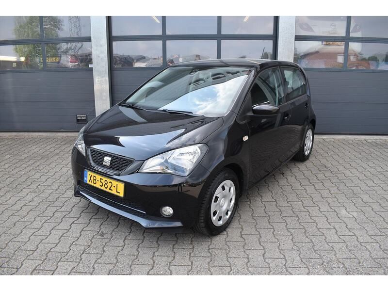 Zwart Gebruikt 2018 Seat Mii Style Hatchback | € 8.835 (Iets duurder) - Afbeelding 1/4
