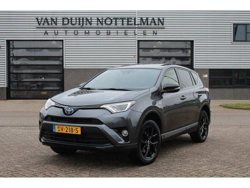 Grijs Gebruikt 2018 Toyota RAV4 Edition SUV | € 20.950 (Eerlijke prijs) - Afbeelding 1/4