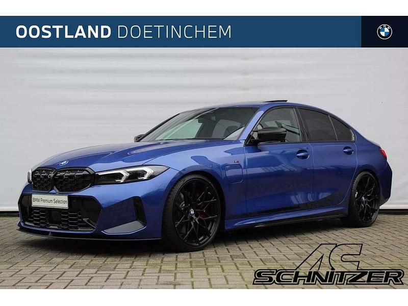 Blauw Gebruikt 2025 BMW 330e Executive Sedan | € 67.950 - Afbeelding 1/3