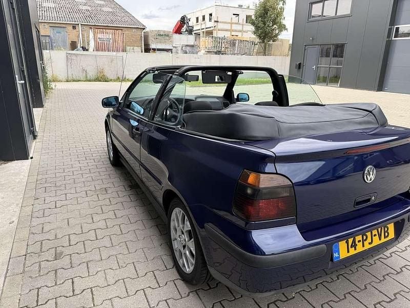 Occasion VW Golf Cabriolet 101 PK (74 kW) 2000 Paars Cabriolet