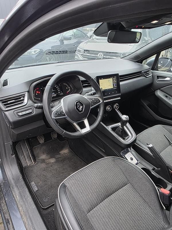 Occasion Renault Clio V Intens 92 PK (67 kW) 2022 Grijs Hatchback