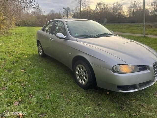 Occasion Alfa Romeo 156 Distinctive 120 PK (88 kW) 2005 Grijs Sedan