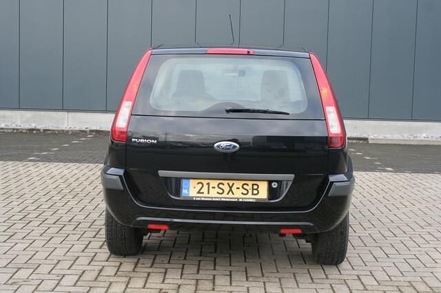 Occasion Ford Fusion 80 PK (58 kW) 2006 Zwart MPV