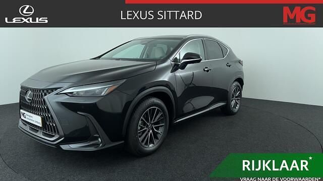 Zwart Nieuw 2025 Lexus NX450h+ Executive Line SUV | € 71.900 (Eerlijke prijs) - Afbeelding 1/4