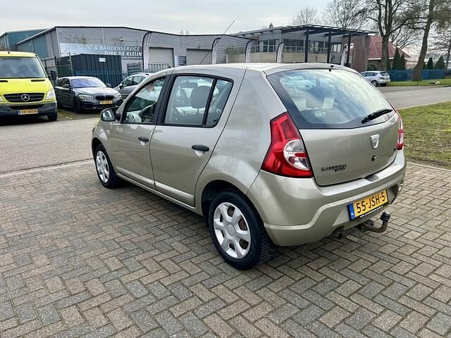 Occasion Dacia Sandero 75 PK (55 kW) 2009 Grijs (metallic) Hatchback
