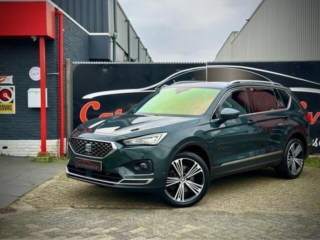 Grijs / grijs Gebruikt 2019 Seat Tarraco 4Drive SUV | € 43.500 - Afbeelding 1/4
