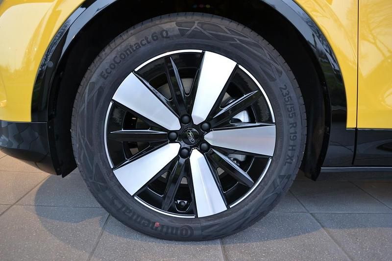 Nieuw Ford Capri Extended Range 210 kW (286 PK) 2026 Geel SUV