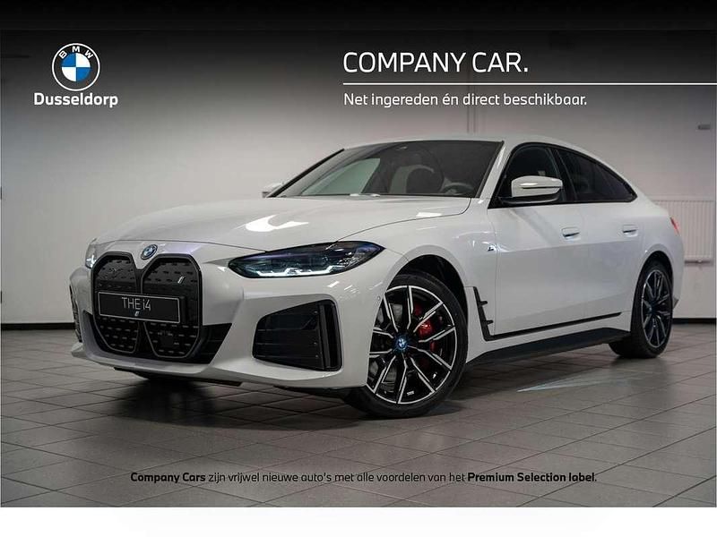Alpinweiss iii Gebruikt 2025 BMW i4 Shadowline Sedan | € 42.950 (Super prijs) - Afbeelding 1/4