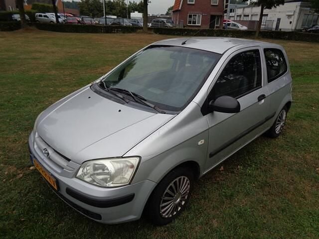 Grijs Gebruikt 2005 Hyundai Getz Hatchback | € 948 (Iets duurder) - Afbeelding 1/4