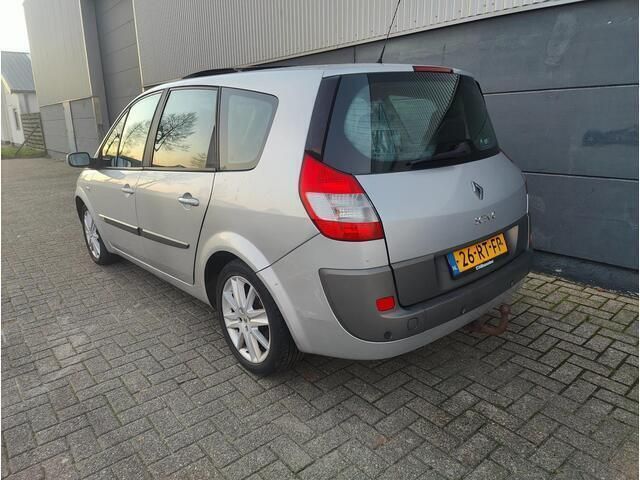 Grijs Gebruikt 2005 Renault Grand Scénic II Luxe MPV | € 745 (Goede deal) - Afbeelding 1/4