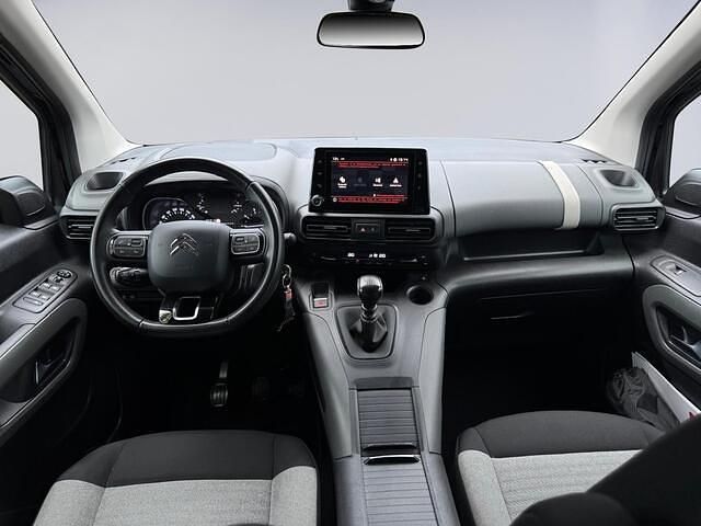 Zwart Gebruikt 2019 Citroën Berlingo PureTech MPV | € 16.945 (Eerlijke prijs) - Afbeelding 1/3